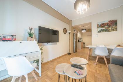 Stylish City Apartment by CloudKeys - image 26