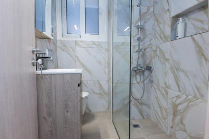 Stylish Brand New Apt near Megaro Mousikis - image 30