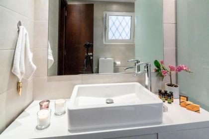 Acropolis View Experience - image 21