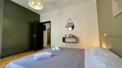 Stylish Spacious Apt at the centre of Monastiraki - image 26