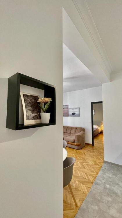 Stylish Spacious Apt at the centre of Monastiraki - image 28