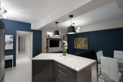 New modern semi basement - image 24