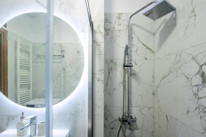 Alex 2 Bedroom Apartment in Athens - image 21