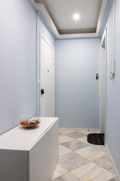 Rania's home in Athens center - image 22